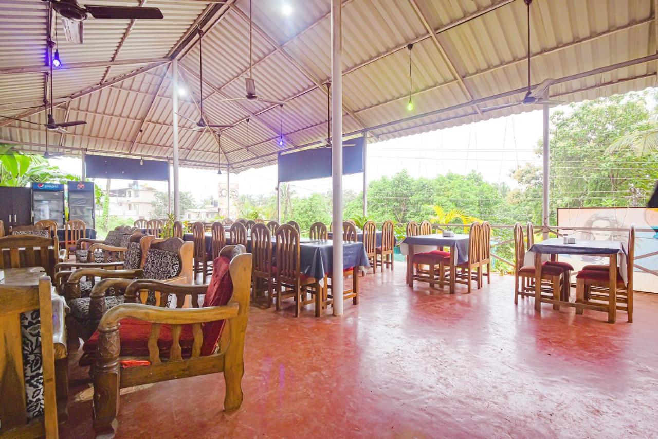 Fabexpress Vincy Palace, Mandrem Beach Hotell Exteriör bild